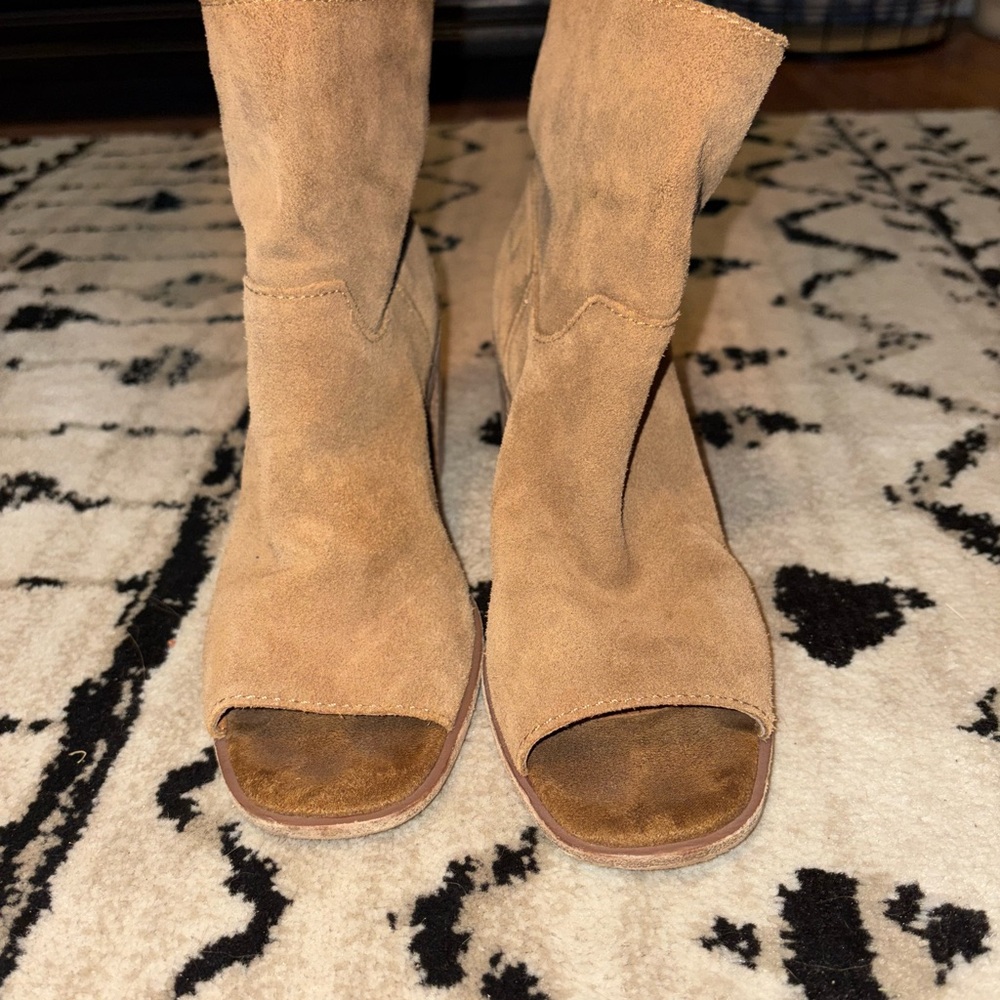 Lucky Brand Tan Suede Open-Toe Boots